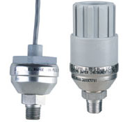 MILLIPORE Model SPT 204 250 PSIA Range 4 to 20 mA Output Pressure Transducer 